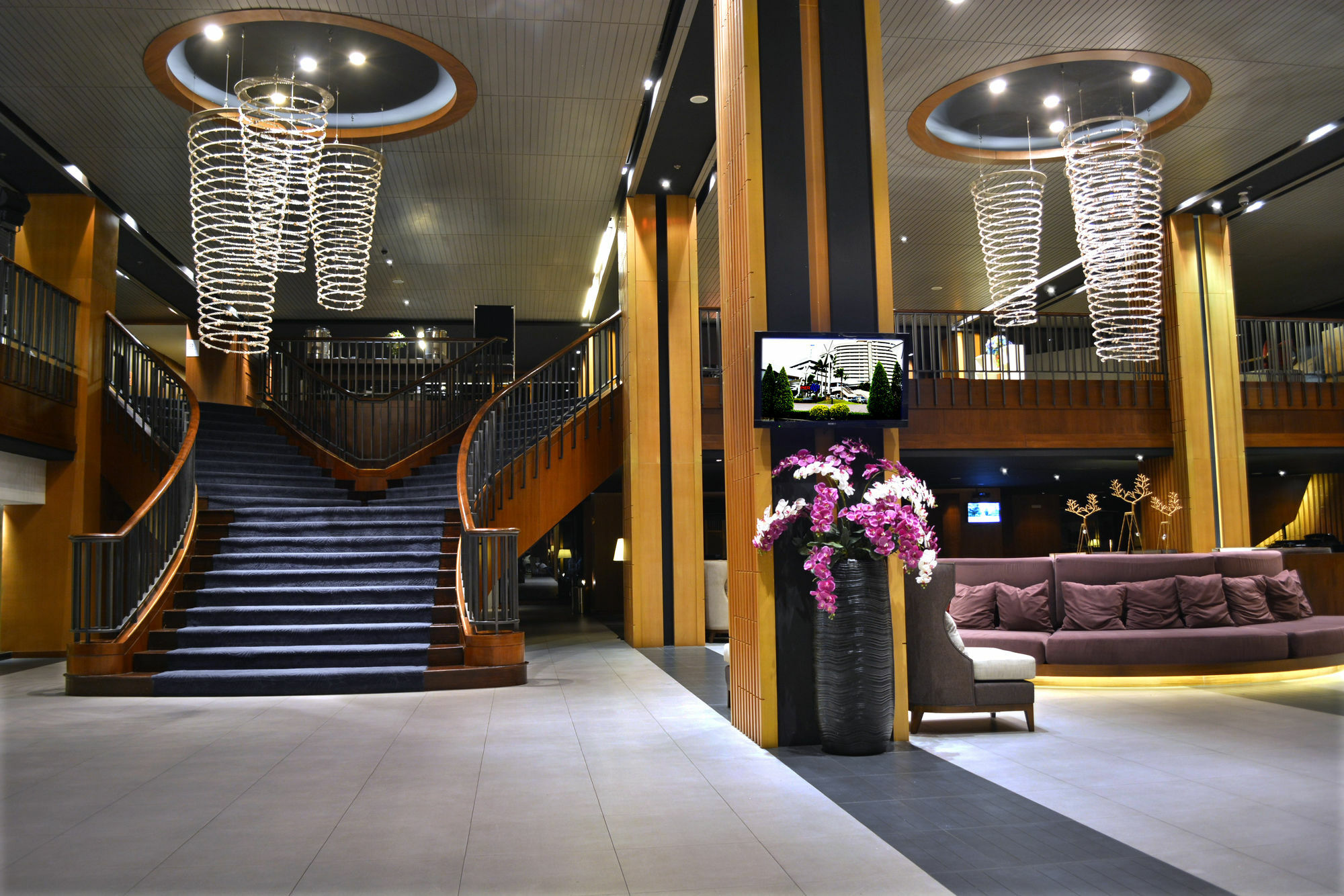 Rua Rasada Hotel - The Ideal Venue For Meetings & Events Trang Exterior photo